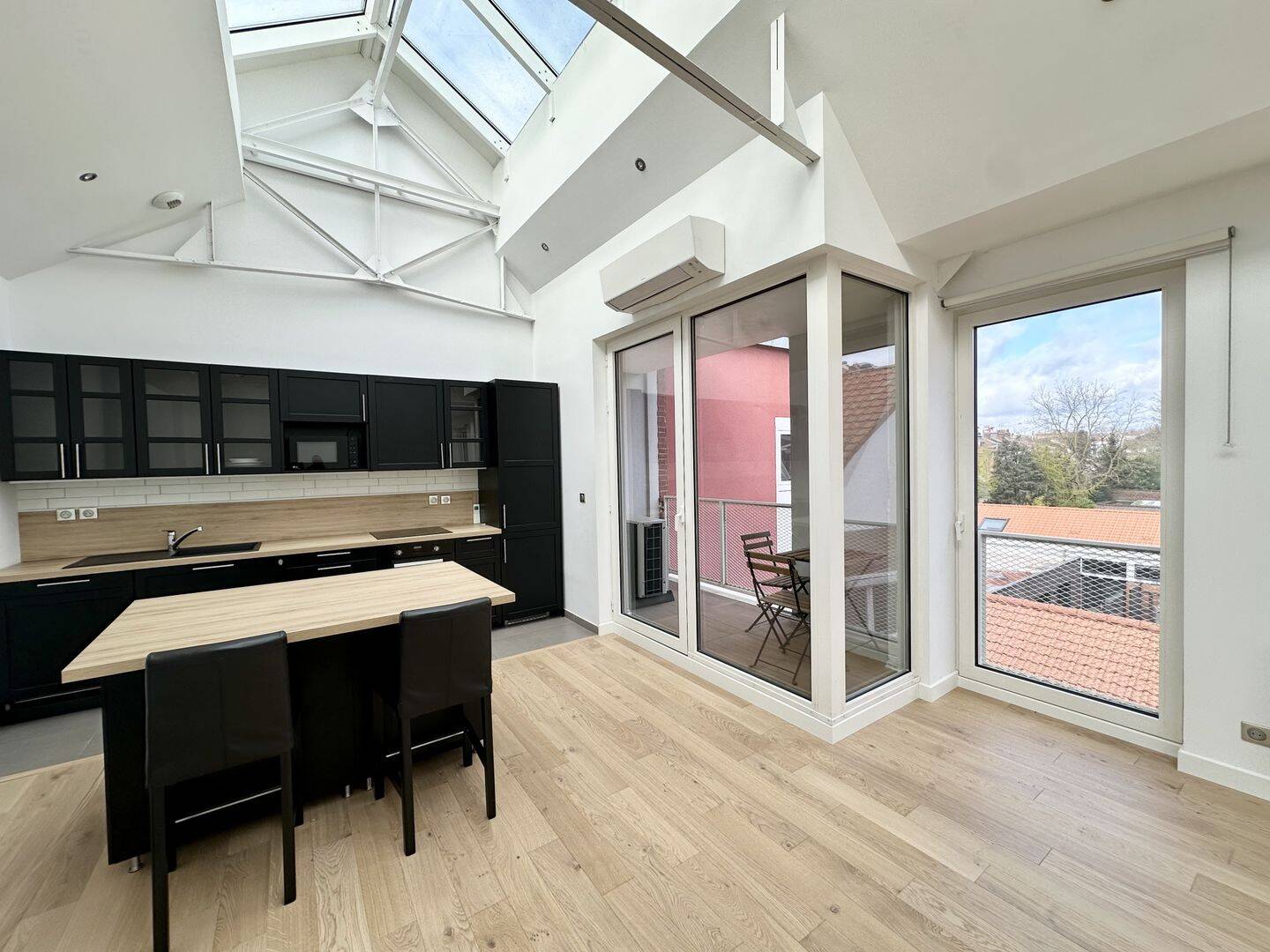 Appartement 3 pièces 77 m² · à Lille · 77 m² · 337 000 €