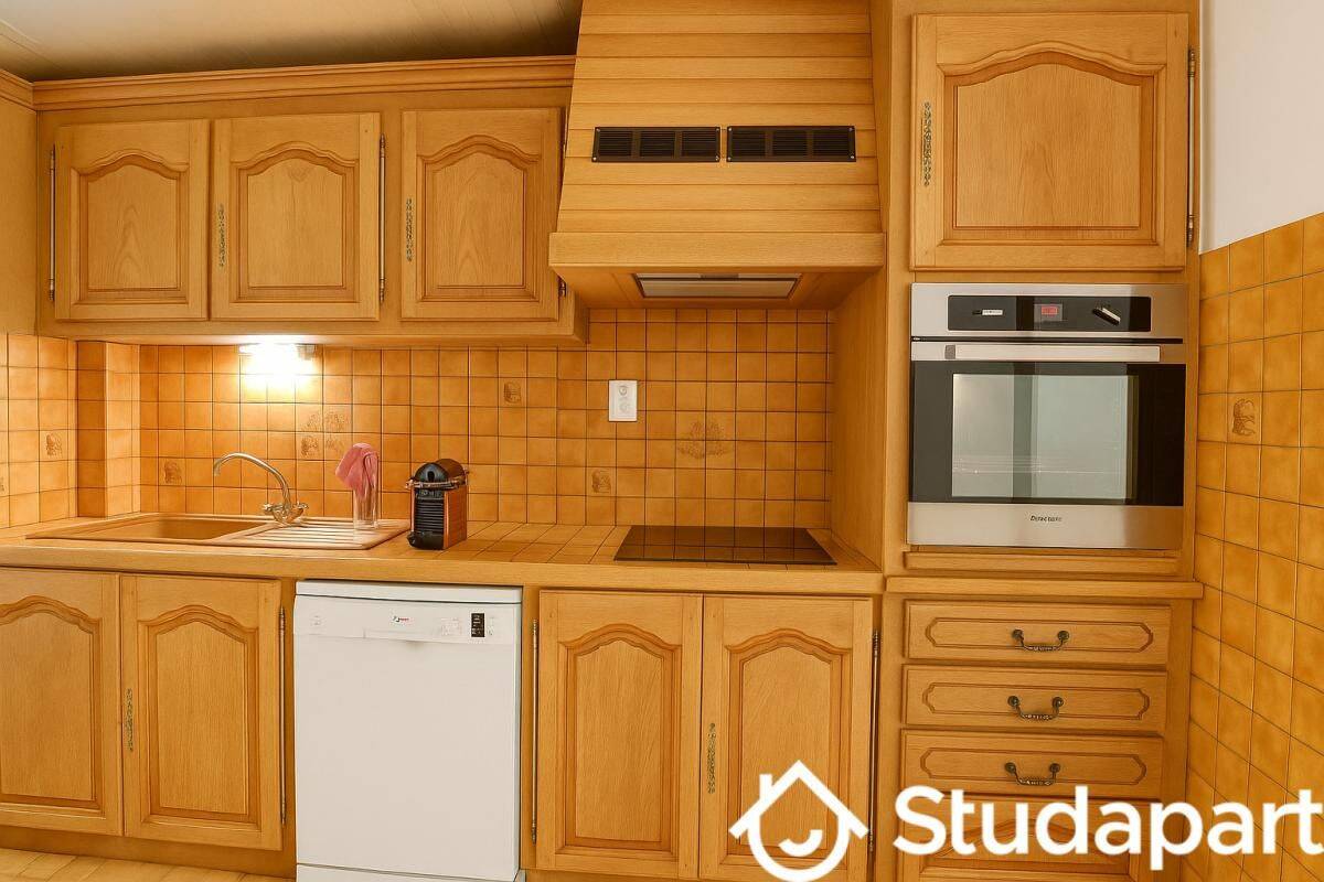 1 pièce 10 m² · à La Valette-du-Var · 10 m² · 410 €/mois