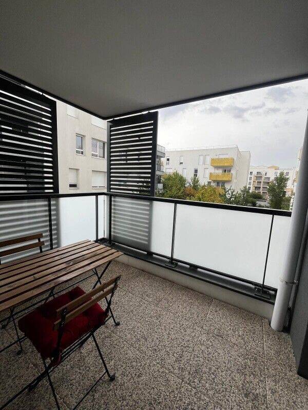 Appartement 2 pièces 41 m² · à Vénissieux · 41,4 m² · 843 €/mois