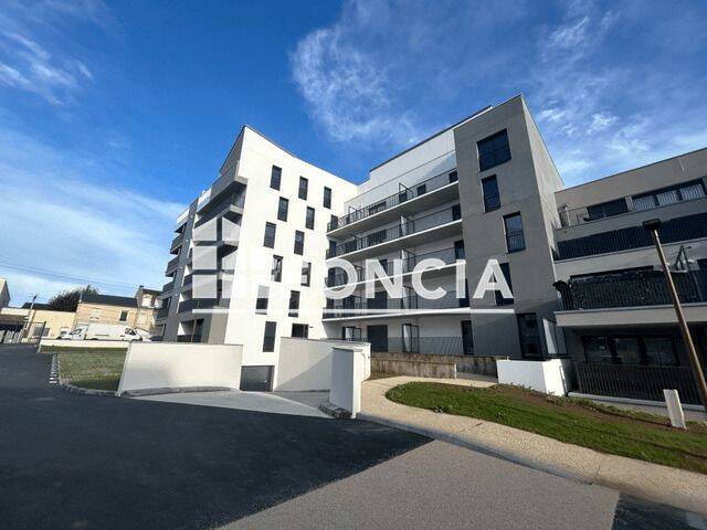 Appartement 4 pièces 92 m² · à Caen · 92,1 m² · 989 €/mois