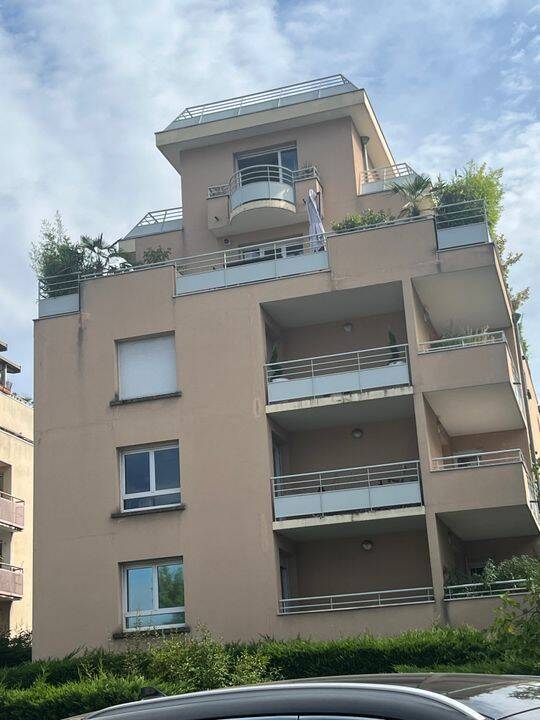 Appartement 3 pièces 64 m² · à Annecy · 64 m² · 1 230 €
