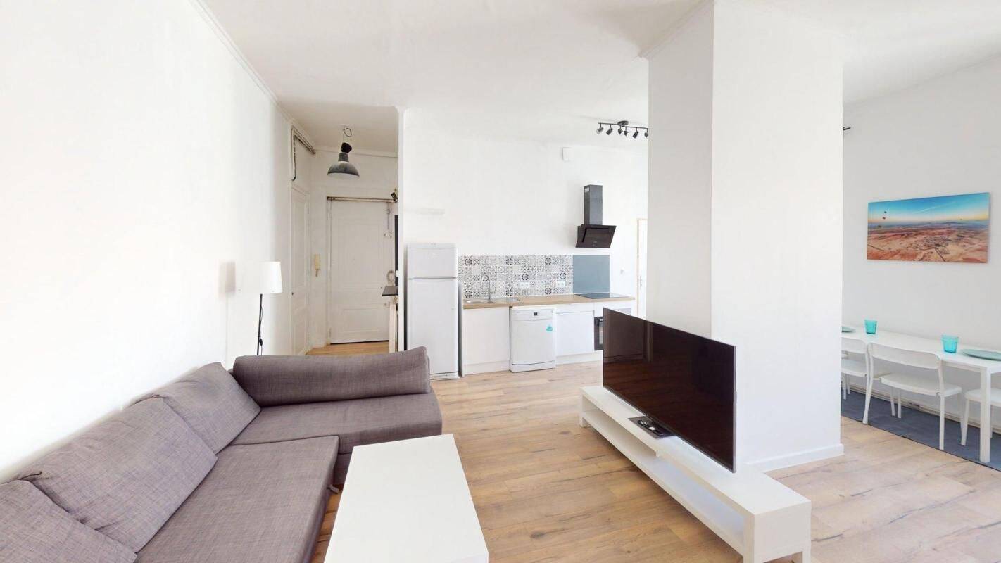 Appartement 3 pièces 59 m² · à Saint-Étienne · 58,7 m² · 570 €