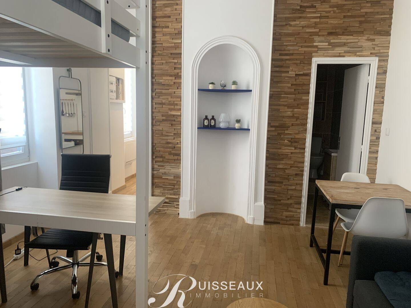 Appartement 1 pièce 25 m² · à Dijon · 24,7 m² · 600 €