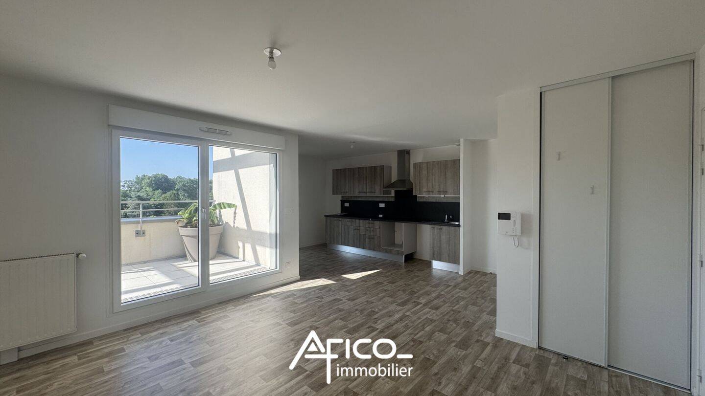Appartement 3 pièces 76 m² · à Tours · 76 m² · 970 €