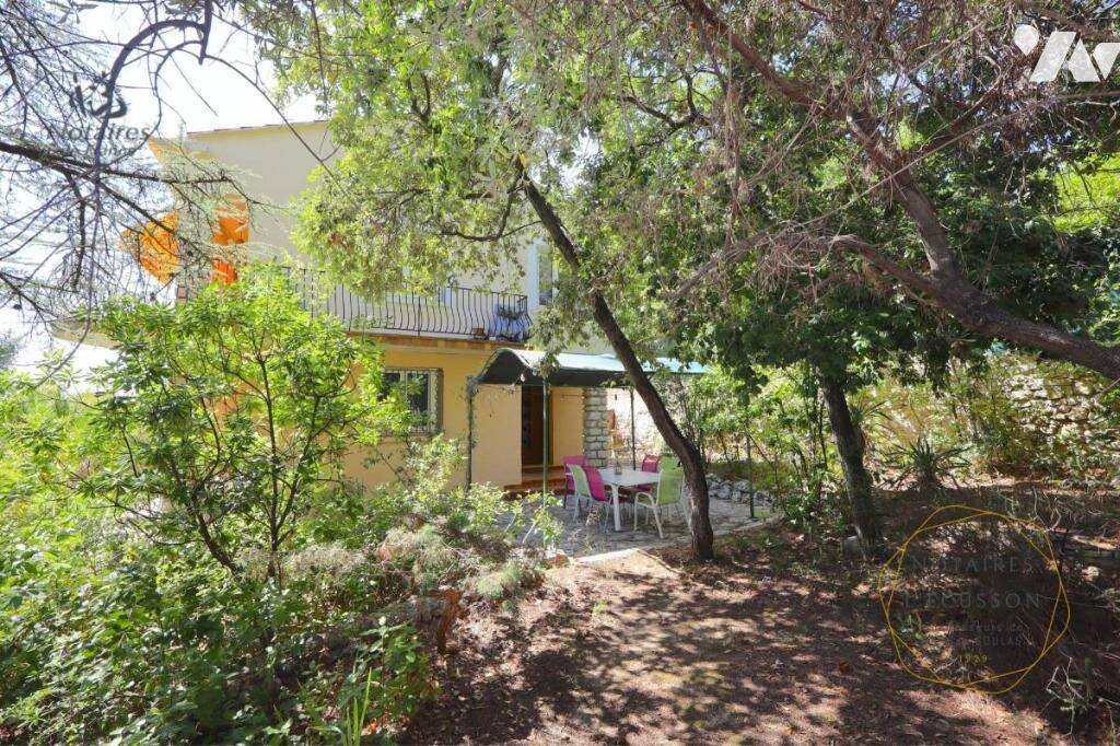 Maison 6 pièces 700 m² · à Montpellier · 700 m² · 692 000 €
