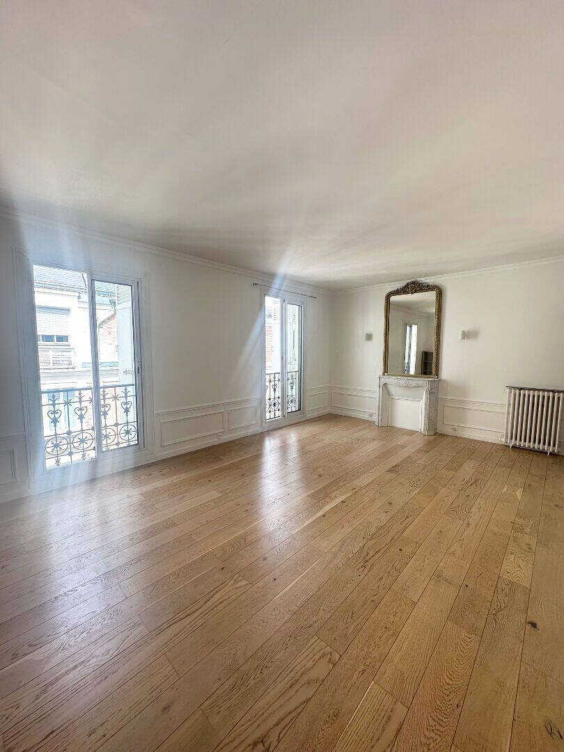 Appartement 3 pièces 65 m² · à Paris 16ème Arrondissement · 65,3 m² · 695 000 €