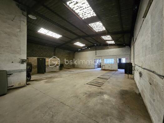 Immeuble à vendre 169 000 € 606 m² Cités-Gaillardin Montargis 45200