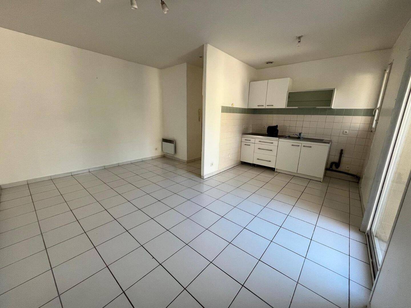 Appartement 3 pièces 53 m² · à Saint-Priest · 52,5 m² · 750 €/mois