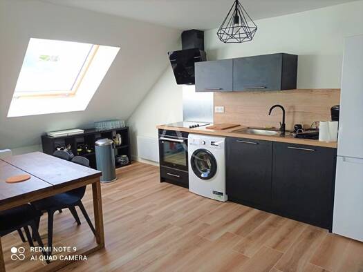 Appartement à louer 1 443 € 3 pièces 2 chambres 44 m² Étage 3/3 Hôtel de Ville Saint-Nazaire 44600