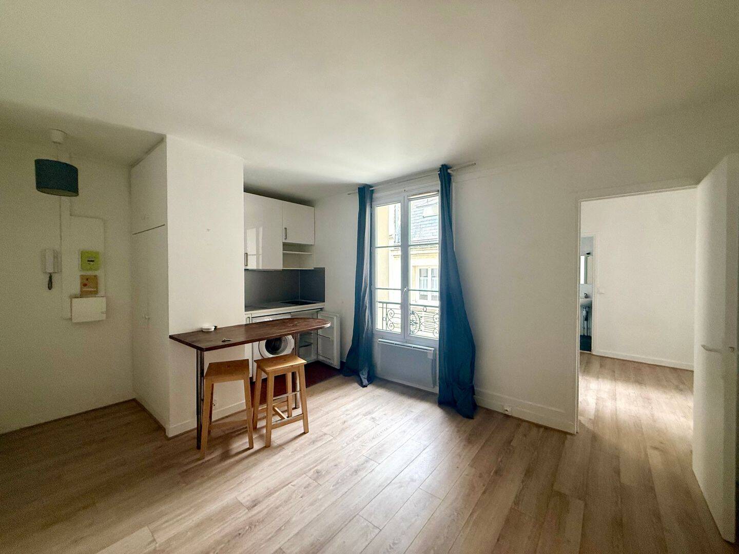 Appartement 2 pièces 26 m² · à Paris 8ème Arrondissement · 26 m² · 1 027 €/mois