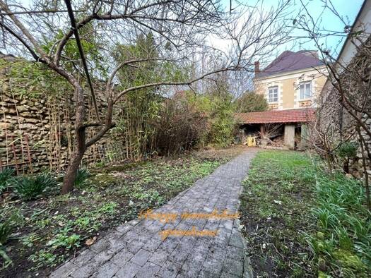 Maison à vendre 245 000 € 5 pièces 3 chambres 145 m² 263 m² de terrain Château-la-Vallière 37330