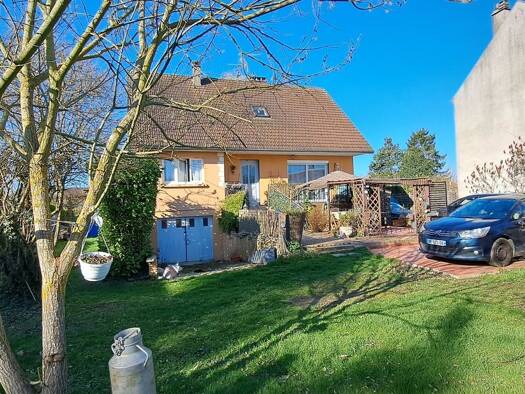 Maison à vendre 298 000 € 6 pièces 4 chambres 132 m² 1 158 m² de terrain Andeville 60570