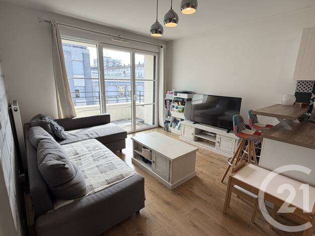 Appartement à vendre 190 000 € 2 pièces 1 chambre 36,1 m² 3ème étage Franconville 95130