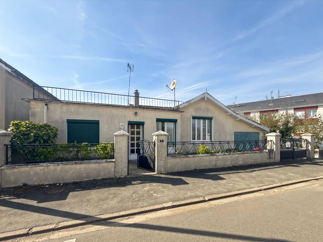 Maison 4 pièces 112 m² · à Orgères-en-Beauce · 112 m² · 92 600 €