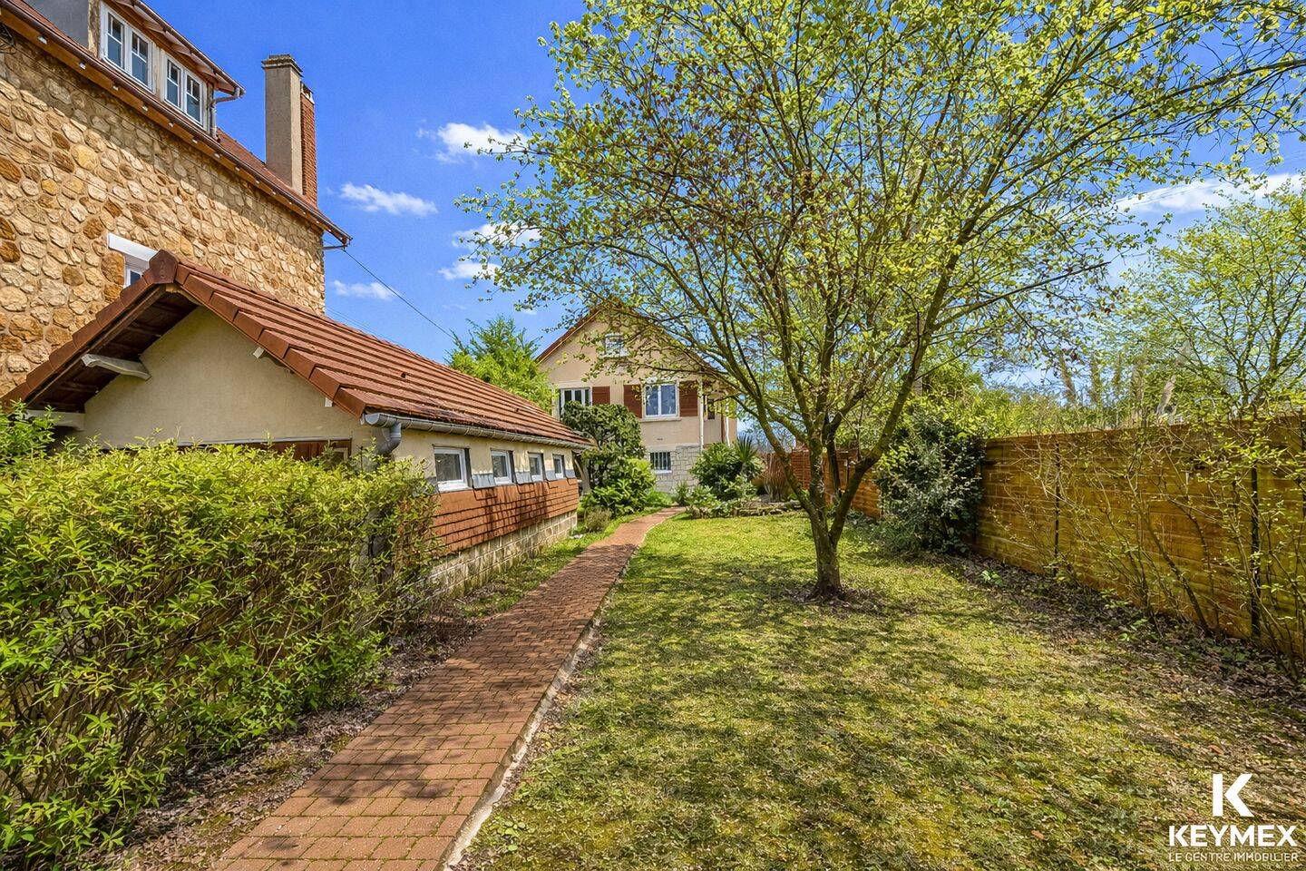 Maison 6 pièces 112 m² · à Cormeilles-en-Parisis · 111,7 m² · 549 900 €