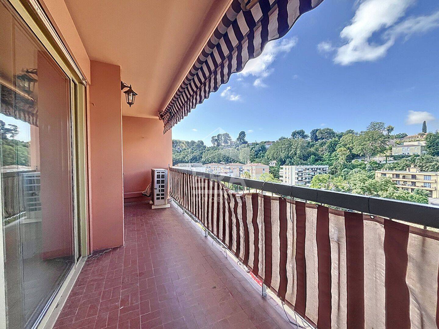 Appartement 4 pièces 85 m² · à Cagnes-sur-Mer · 85 m² · 325 000 €
