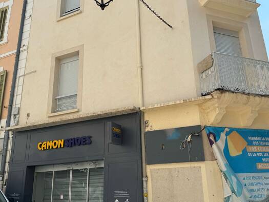 Maison à louer 1 061 € 1 pièce 140 m² Centre Ville-Louis Blanc Alès 30100