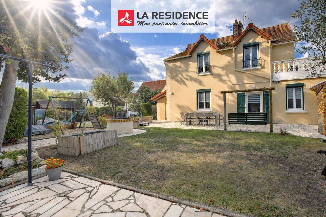 Maison 8 pièces 154 m² · à Oissel · 154 m² · 359 000 €