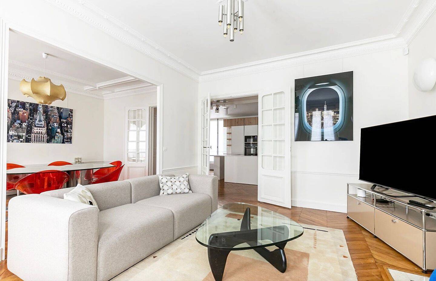 Appartement 5 pièces 121 m² · à Paris 17ème Arrondissement · 121 m² · 5 490 €