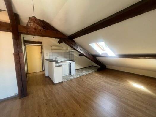 Appartement à louer 505 € 2 pièces 1 chambre 50 m² 2ème étage Beauregard-Boufflers-Buthégnemont Nancy 54000