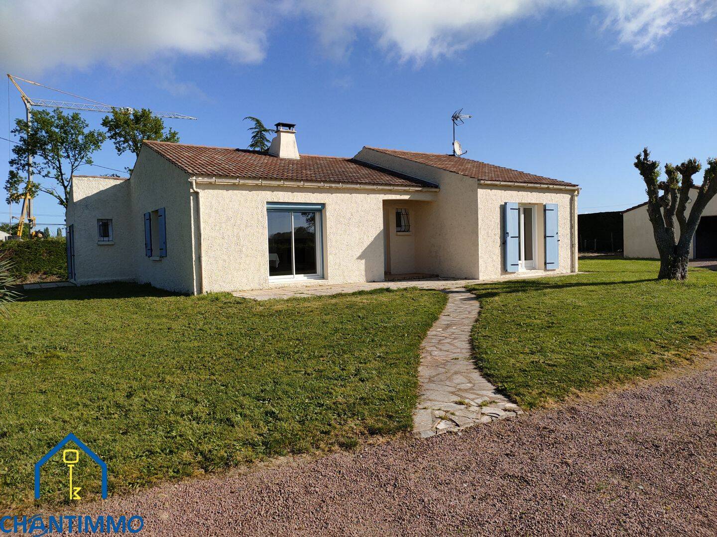 Maison 4 pièces 99 m² · à Saint-Cyr-des-Gâts · 98,5 m² · 184 625 €