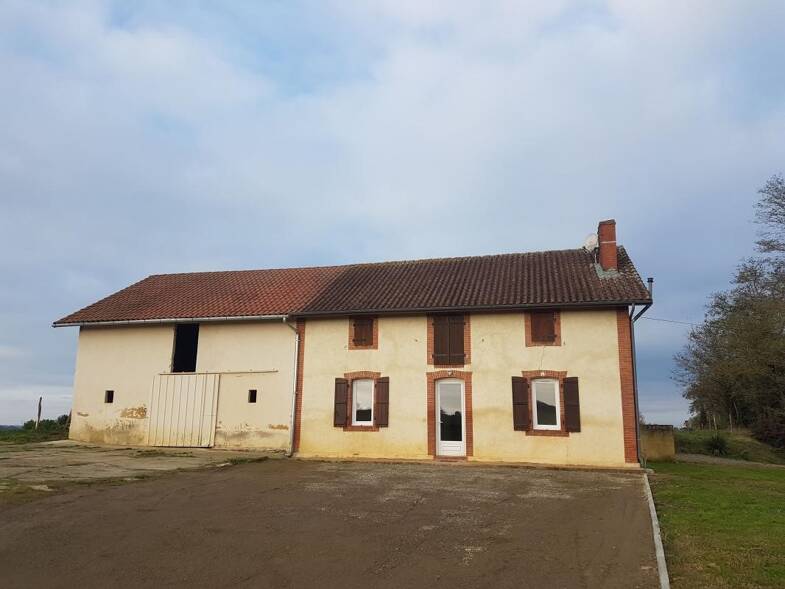 Appartement à louer 700 € 3 pièces 2 chambres 77 m² disponible à partir du 19/05/2025 Saint-Loubouer 40320