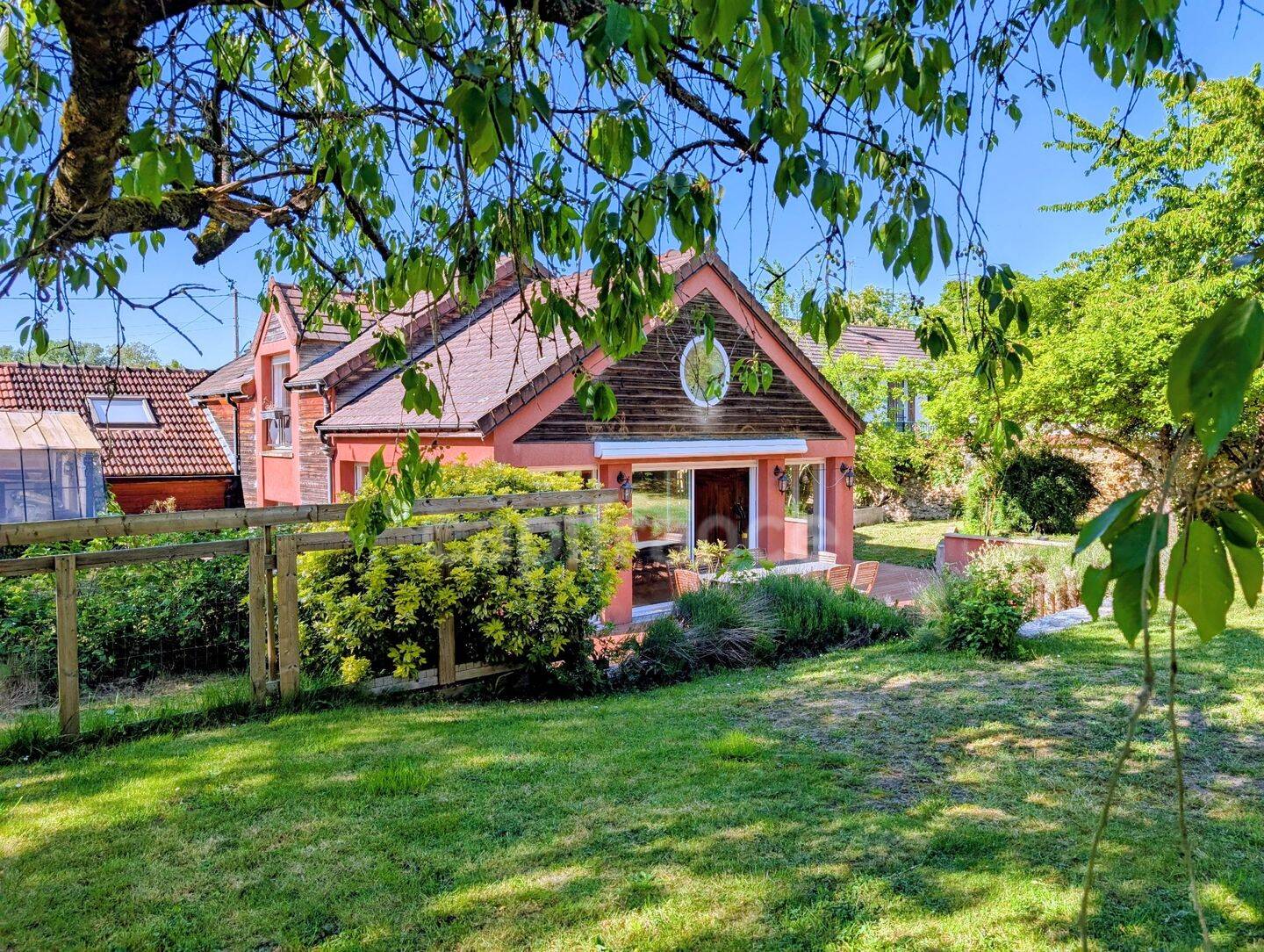 Maison 8 pièces 175 m² · à Corbeil-Essonnes · 175 m² · 535 000 €