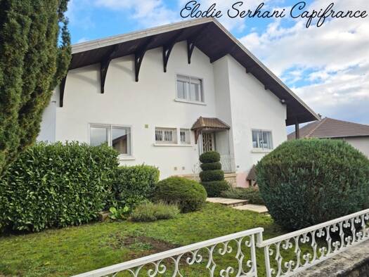 Maison à vendre 178 000 € 6 pièces 4 chambres 116 m² 637 m² de terrain Les Fougeres Grand-Charmont 25200