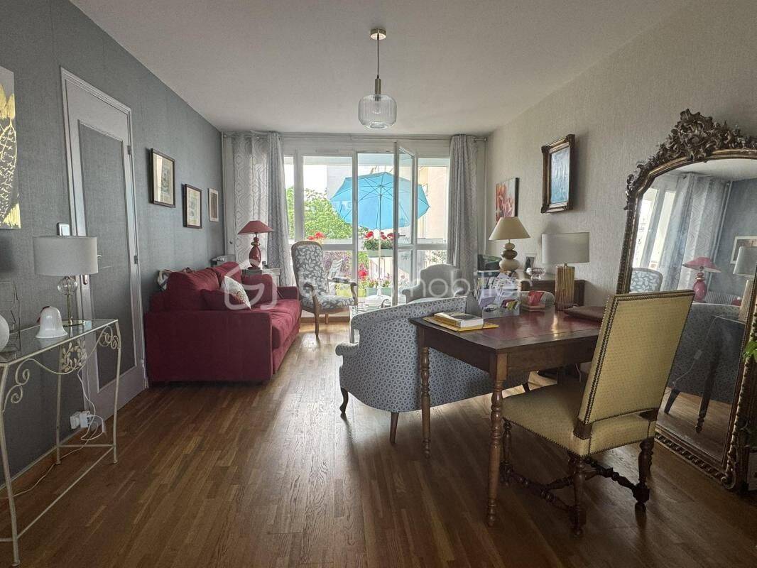 Appartement 4 pièces 92 m² · à Compiègne · 92 m² · 155 000 €