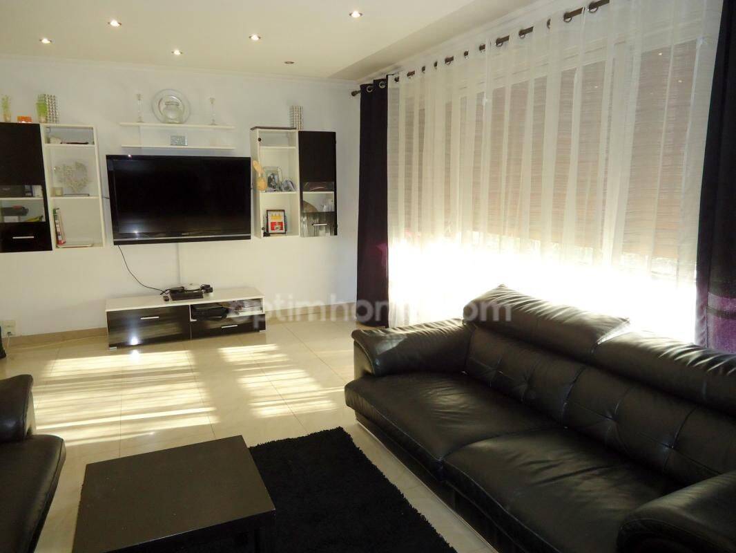 Appartement 6 pièces 107 m² · à Sarcelles · 107 m² · 199 000 €