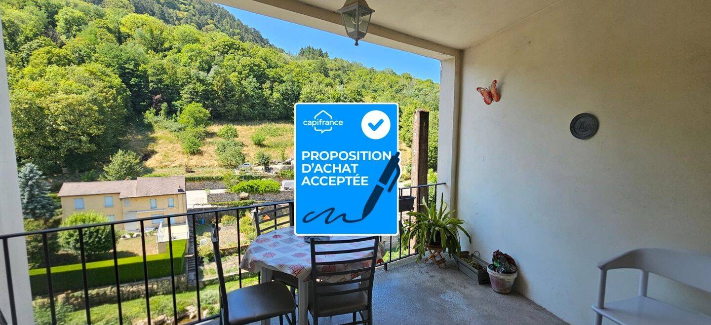 Appartement 4 pièces 72 m² · à Salins-les-Bains · 72 m² · 66 000 €