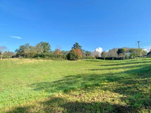 Terrain constructible à vendre 50 000 € 2 116 m² de terrain Pont-de-Larn 81660