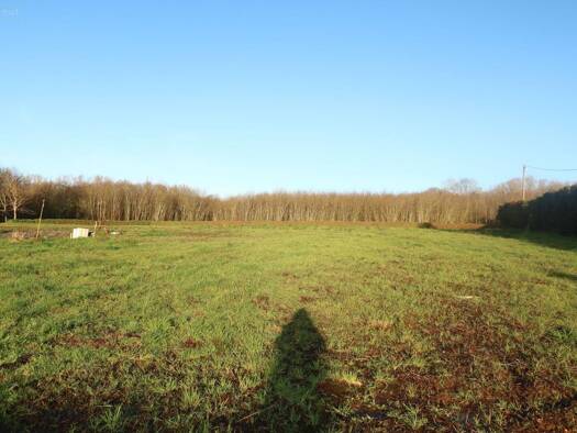 Terrain constructible viabilisé à vendre 94 348 € 456 m² de terrain Loperhet 29470