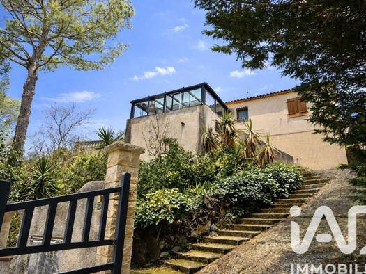 Maison à vendre 437 000 € 4 pièces 2 chambres 98 m² 1 000 m² de terrain Peypin 13124