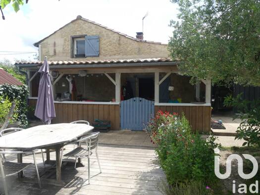 Maison à vendre 324 000 € 7 pièces 3 chambres 125 m² 4 387 m² de terrain Illats 33720