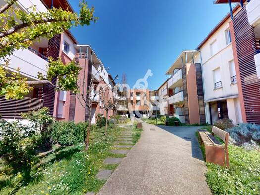 Appartement à vendre 179 000 € 3 pièces 2 chambres 59,6 m² Étage 2/2 Roques 31120