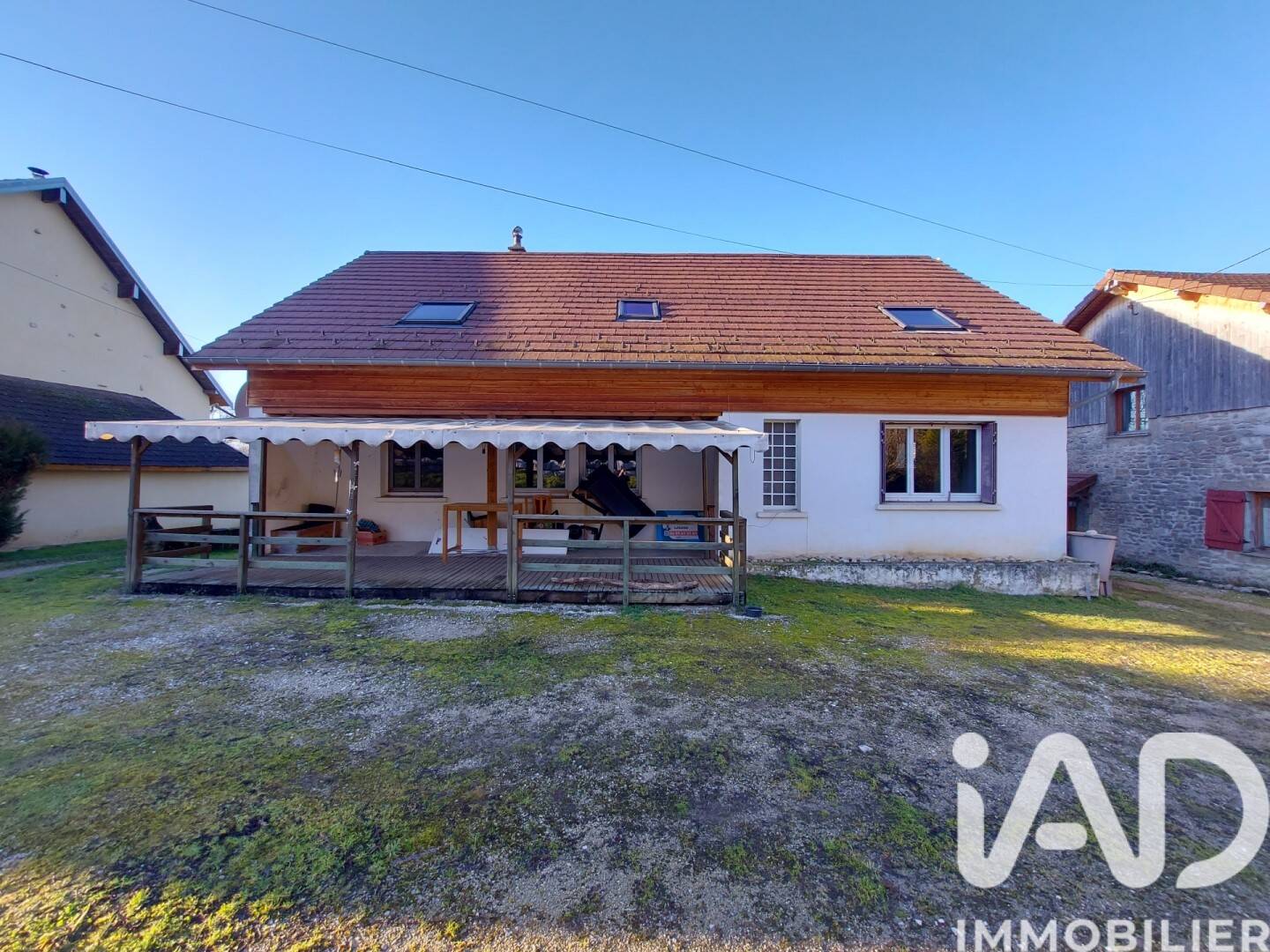 Maison 6 pièces 186 m² · à Orgelet · 186 m² · 160 000 €
