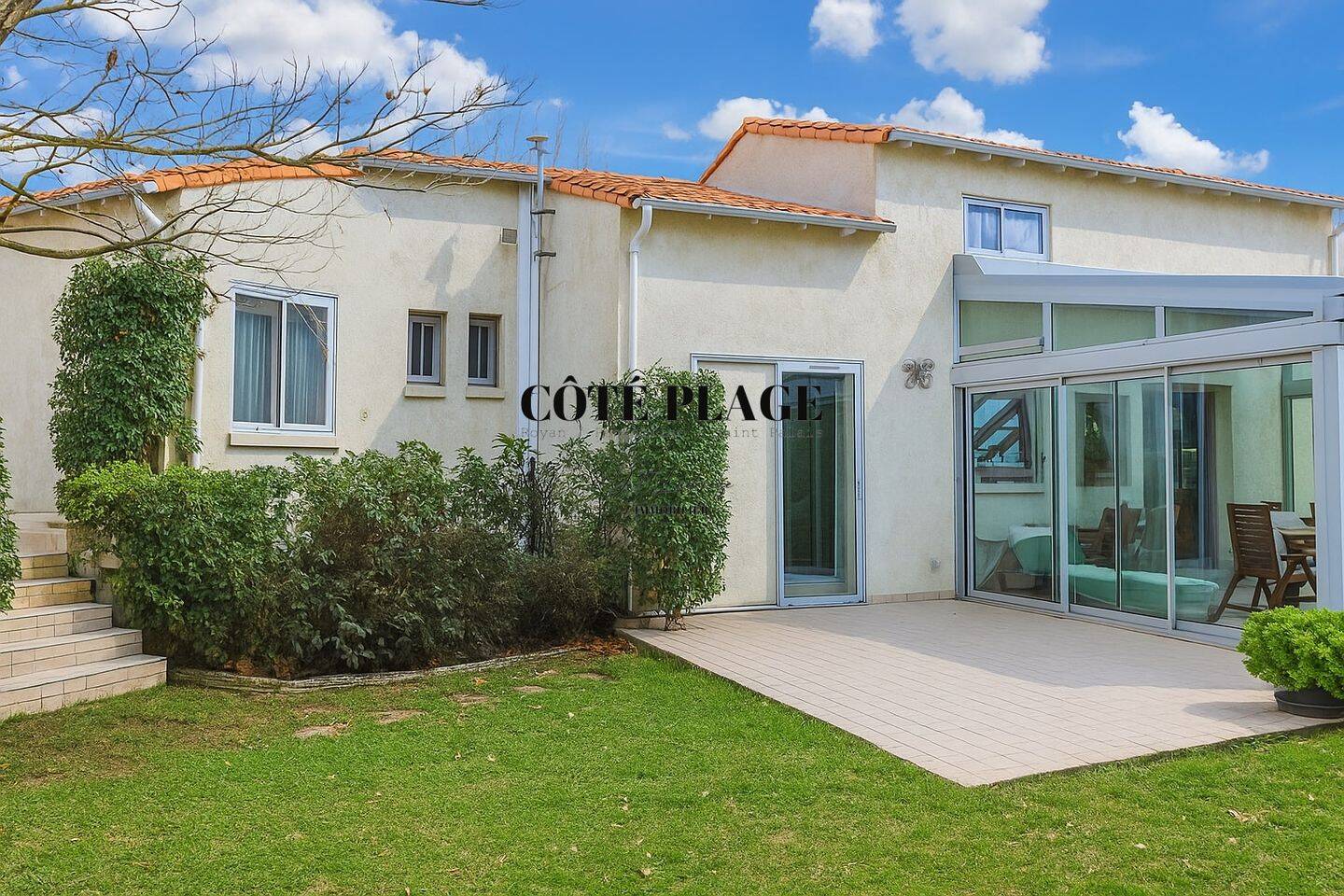 Maison 10 pièces 205 m² · à Vaux-sur-Mer · 205 m² · 836 000 €