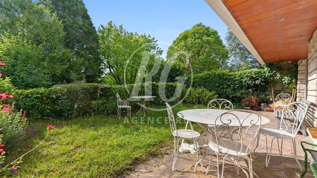 Appartement 4 pièces 83 m² · à Garches · 82,7 m² · 495 000 €