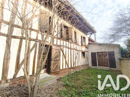Maison à vendre 54 900 € 3 pièces 2 chambres 136 m² 147 m² de terrain Chavanges 10330