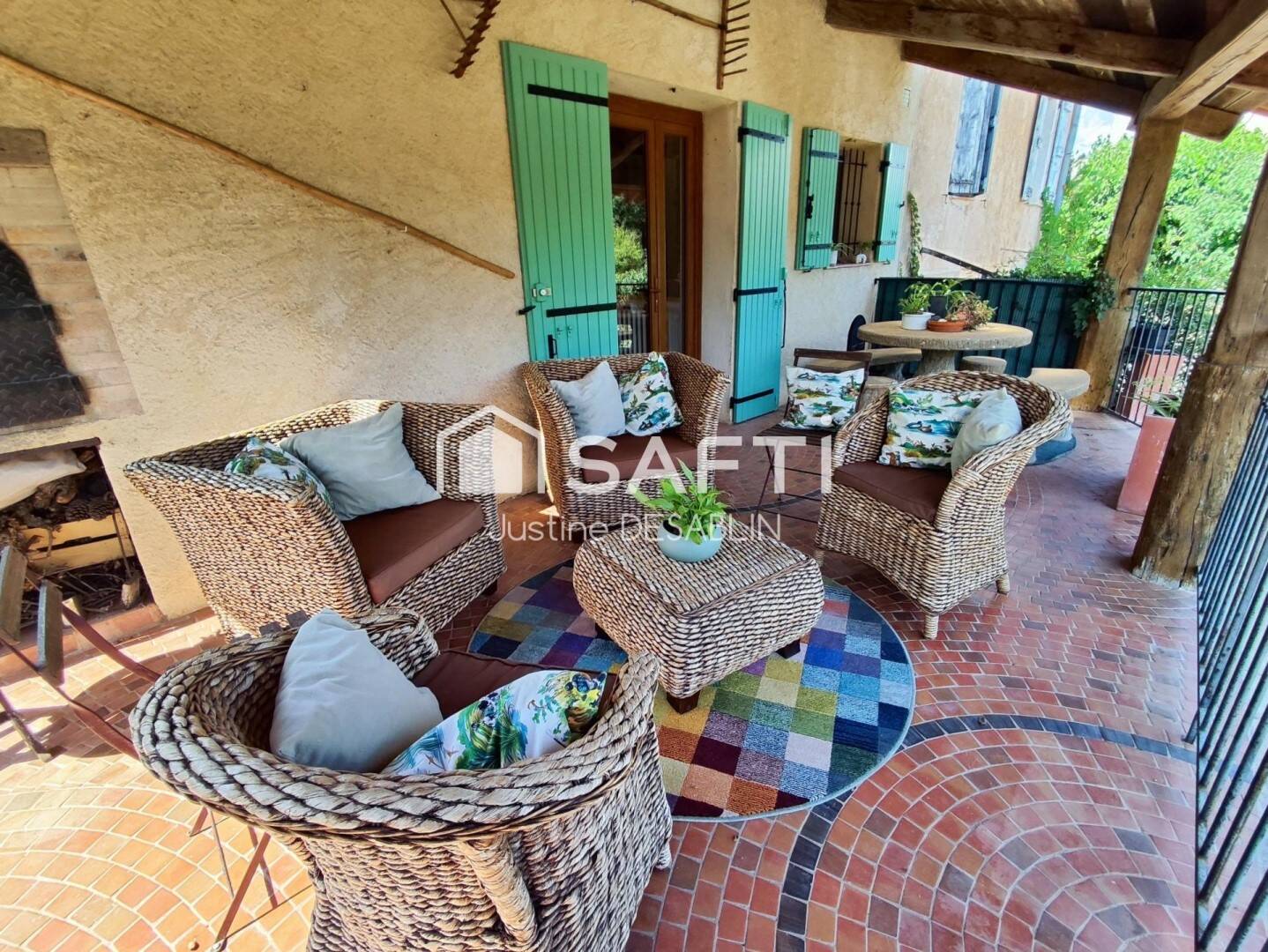 Maison 5 pièces 137 m² · à Fox-Amphoux · 137 m² · 430 000 €