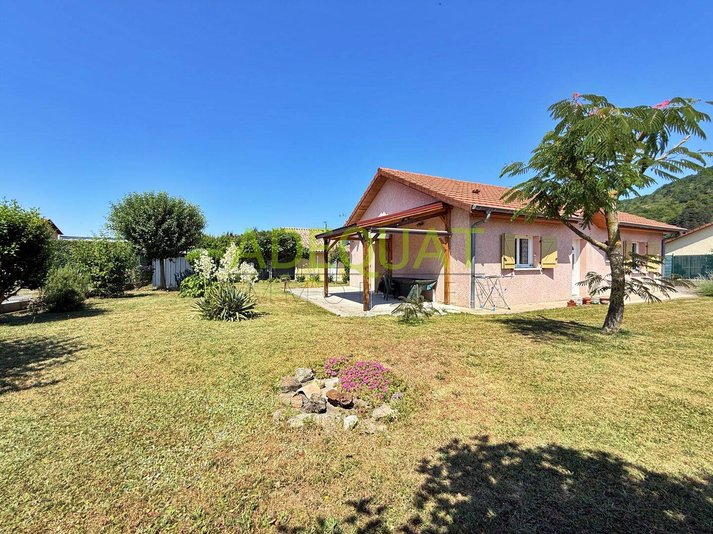Maison 3 pièces 90 m² · à Cessieu · 90 m² · 250 000 €