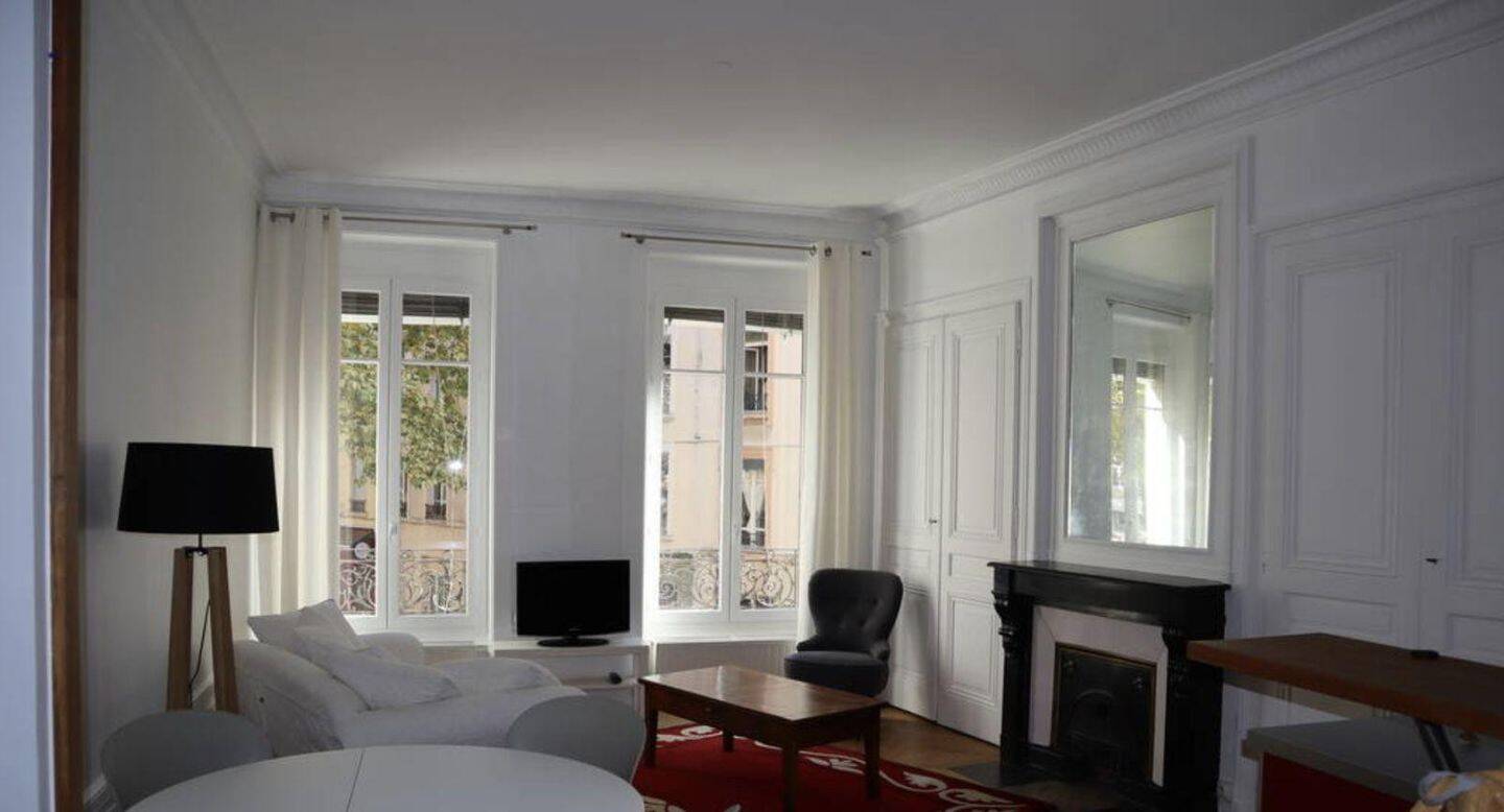 Appartement 2 pièces 57 m² · à Lyon 4ème Arrondissement · 57 m² · 1 267 €