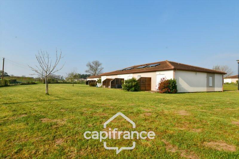 Appartement 3 pièces 55 m² · à Le Châtelet · 55 m² · 55 000 €