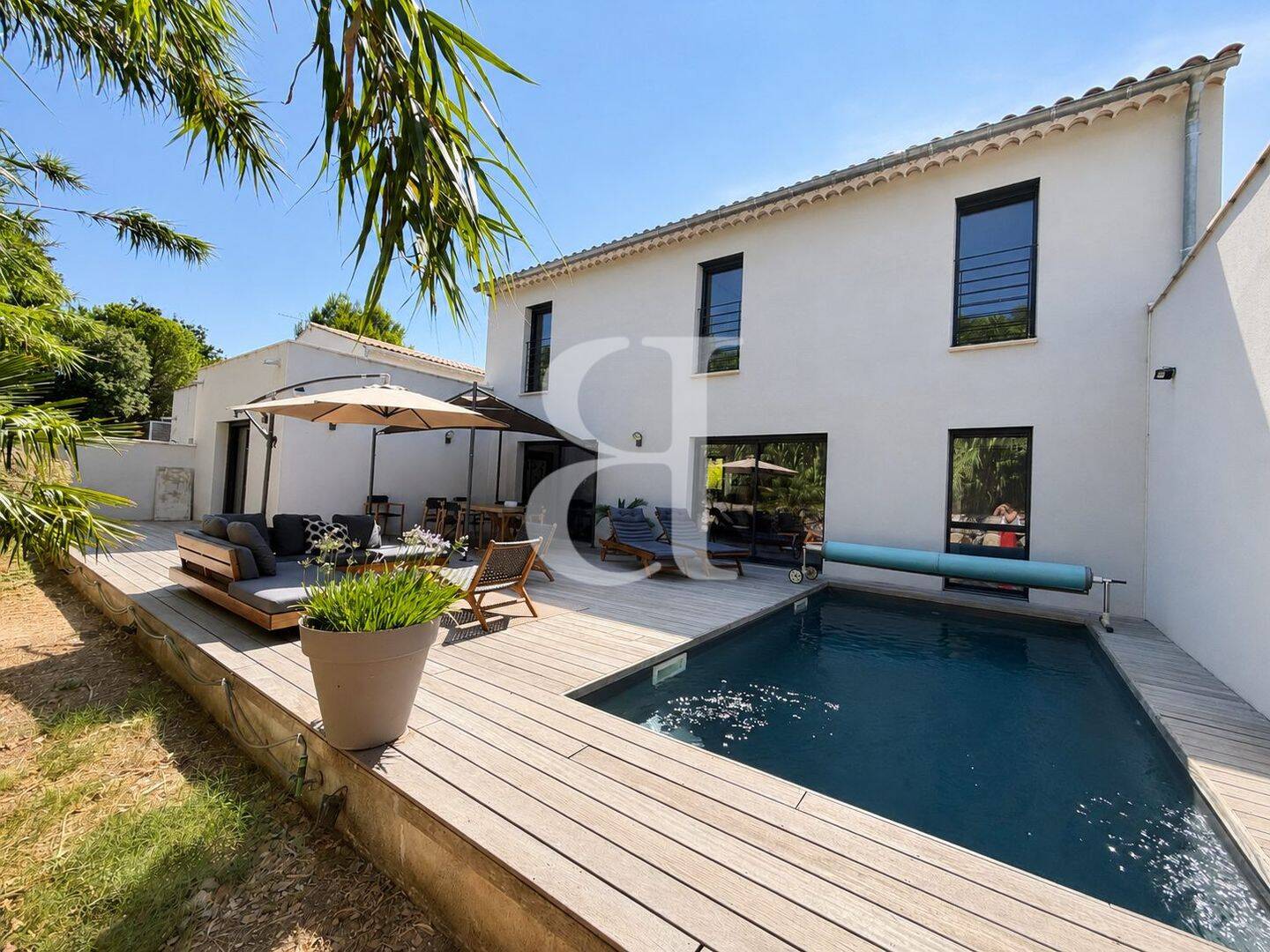 Maison 6 pièces 167 m² · à Carpentras · 167 m² · 530 000 €