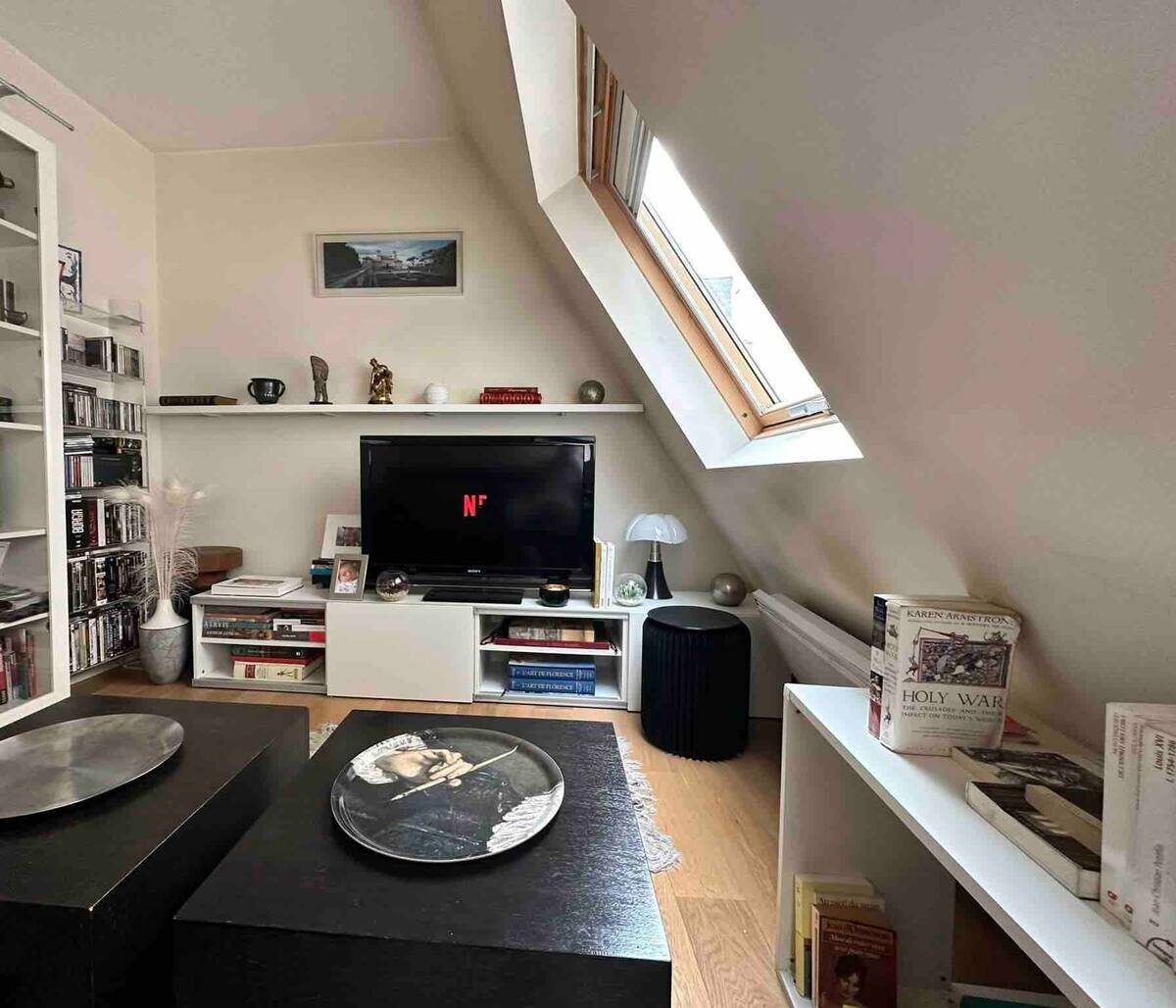 Appartement 2 pièces 36 m² · à Paris 8ème Arrondissement · 35,9 m² · 2 500 €/mois