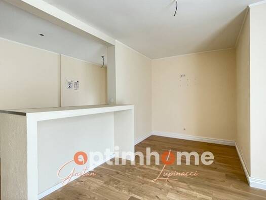 Maison à vendre 255 000 € 5 pièces 3 chambres 102 m² 774 m² de terrain Bertrange 57310