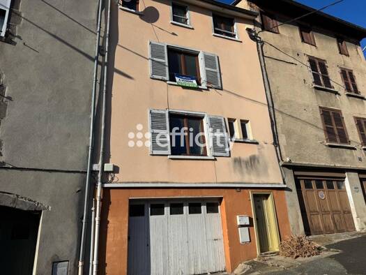 Immeuble à vendre 66 000 € 158 m² Centre Thiers 63300