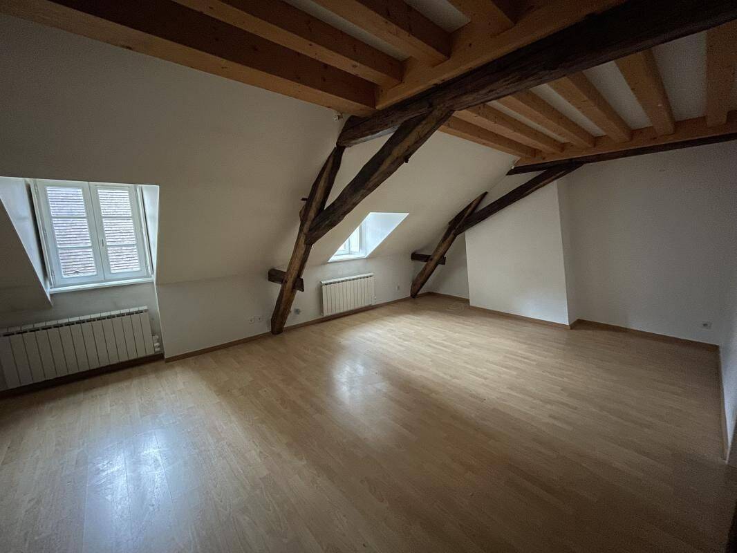 Appartement 4 pièces 70 m² · à Chalon-sur-Saône · 70 m² · 710 €/mois
