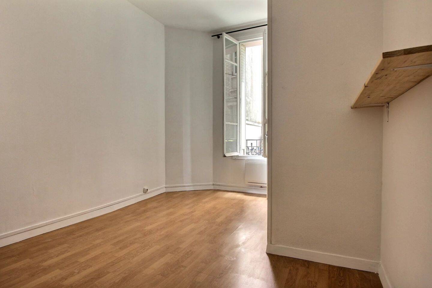 Appartement 1 pièce 28 m² · à Montrouge · 28 m² · 739 €/mois